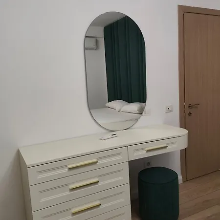 Two Bedroom Boulevard شقة